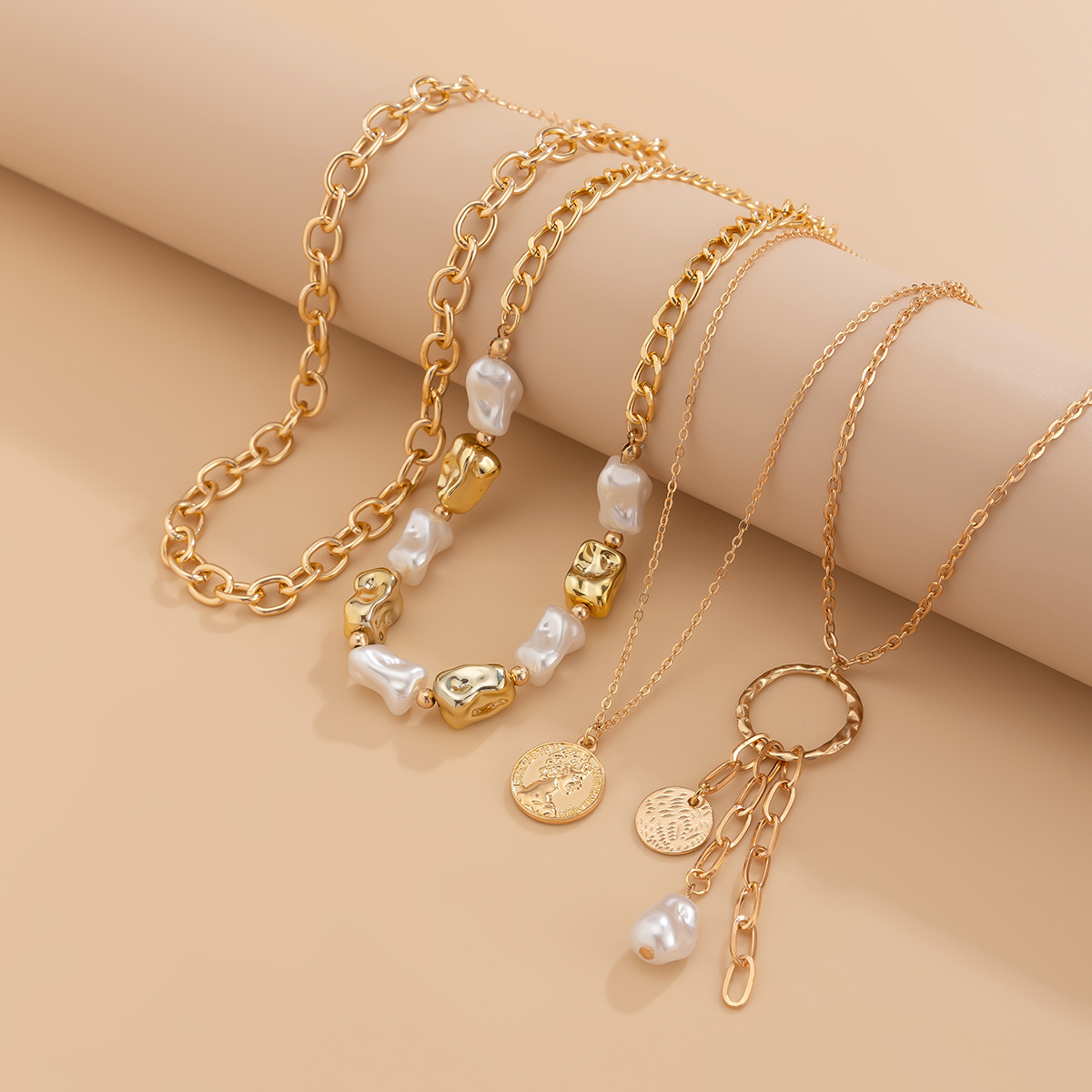 42g Weight Alloy Pendant Material Layered Necklaces Classification Alloy Chain Material 1 Piece Quantity Banquet, Tea Party Occasion Imitation Pearl, Alloy Material Geometric Pattern Women's Gender Plating Design Baroque Style Style Baroque Style Geometric Imitation Pearl Alloy Wholesale Layered Necklaces 6