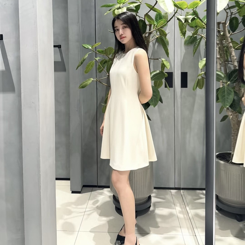 TH Theorist 2025 New Summer Acetate dress Elegant Small Black Dress High-grade Perceptive Sleepless Dress TH Theorist 2025 New Summer Acetate dress Elegant Small Black Dress High-grade Perceptive Sleepless Dress