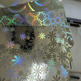 Various Patterns of Pvc Packaging Laser Film, Various Specifications of Pvc Laser Aluminized Film Spot Link