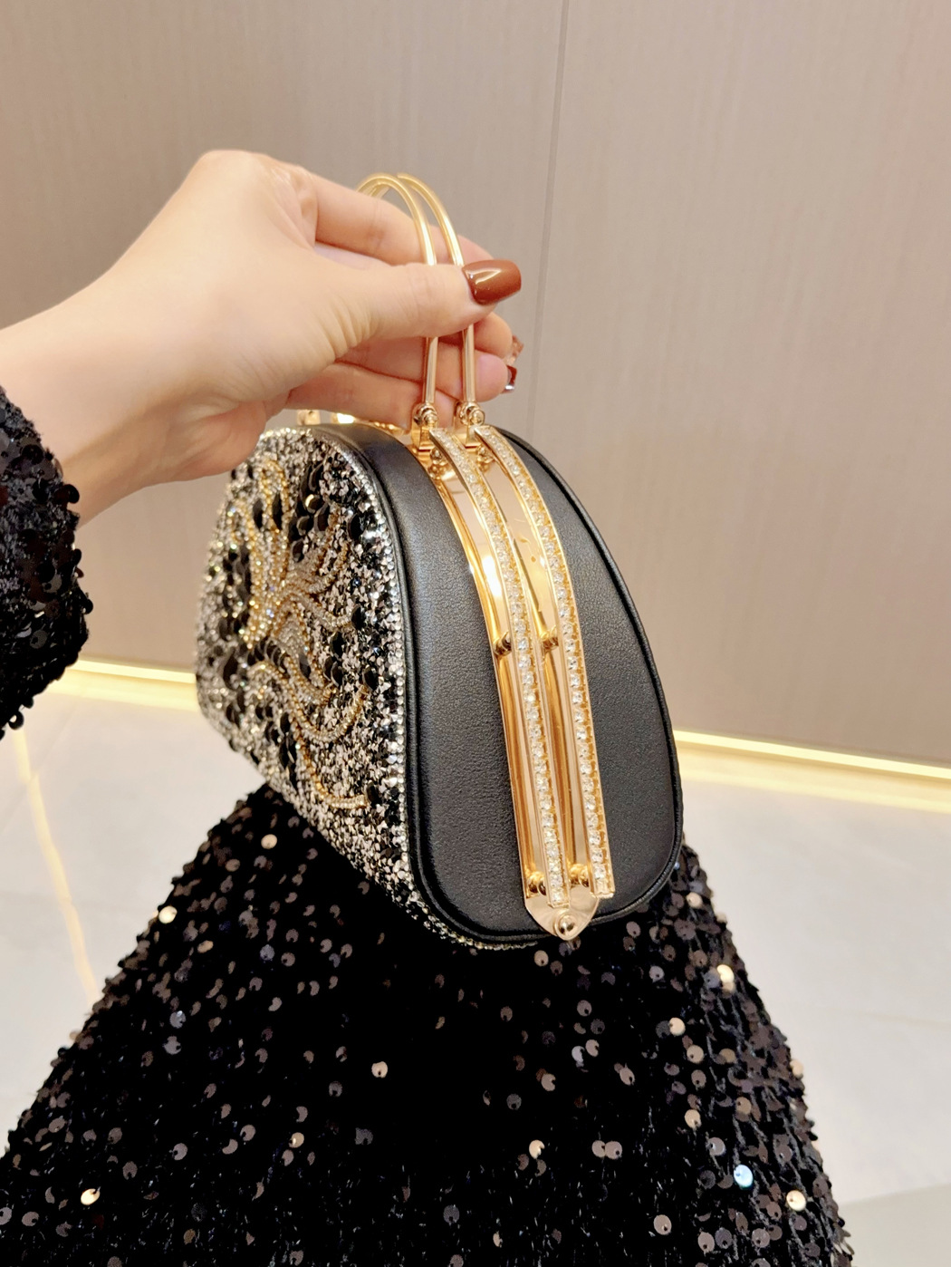 Borsa da sera donna con strass borsetta a tracolla elegante_voghion.com