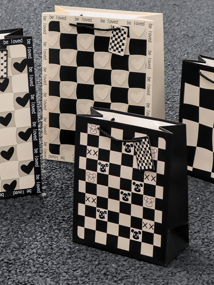 Bolsa de regalo simple en blanco y negro, bolsas de regalo de cumpleaños, bolsas de regalo de alta calidad, bolsas de mano.