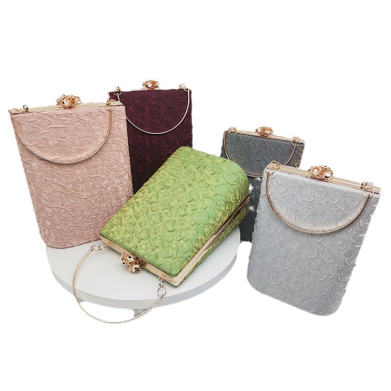 Bolso de noche en forma de T de las mujeres de moda europeas y americanas bolso de vestir de gran capacidad bolso de banquete especial plisado Chaozhou ventas directas de fábrica