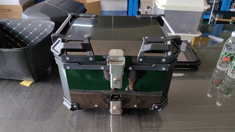 Clearance Sale: Motorcycle Aluminum Alloy Tail Box 36L 45L 55L 65L Waterproof Trunk for Electric Vehicles