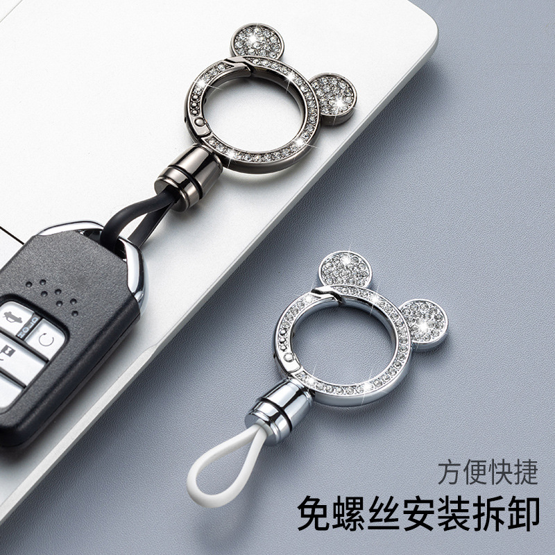 Llavero de coche con incrustaciones de diamantes de gama alta Mickey cabeza de doble cara diamante fino estándar doble cuerda de cuero resistente a los arañazos llave del coche hombres y mujeres pareja