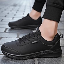 外贸男鞋秋季皮面运动鞋男士防水防滑跑步鞋黑色百搭软底休闲鞋