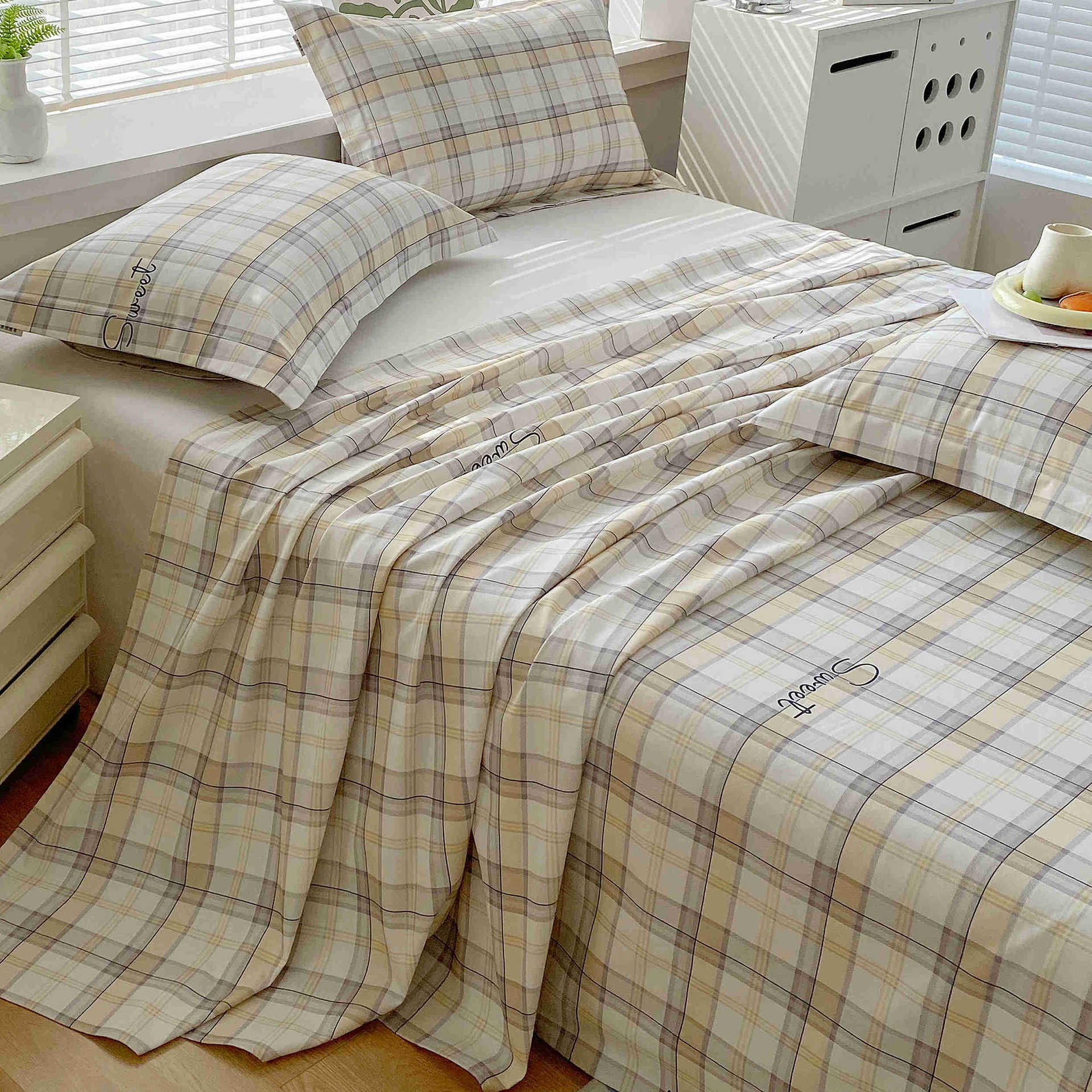 Sábanas de tela gruesa vieja de verano, dormitorio de estudiantes de una sola pieza, funda de cama individual, funda de almohada individual, juego de tres piezas, nuevo estilo 2025