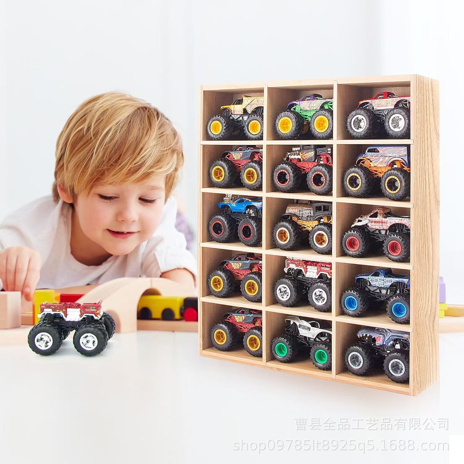 Soporte de exhibición de modelo de camión de madera Soporte de exhibición de almacenamiento de madera de juguete para niños Soporte de exhibición de mano de madera maciza