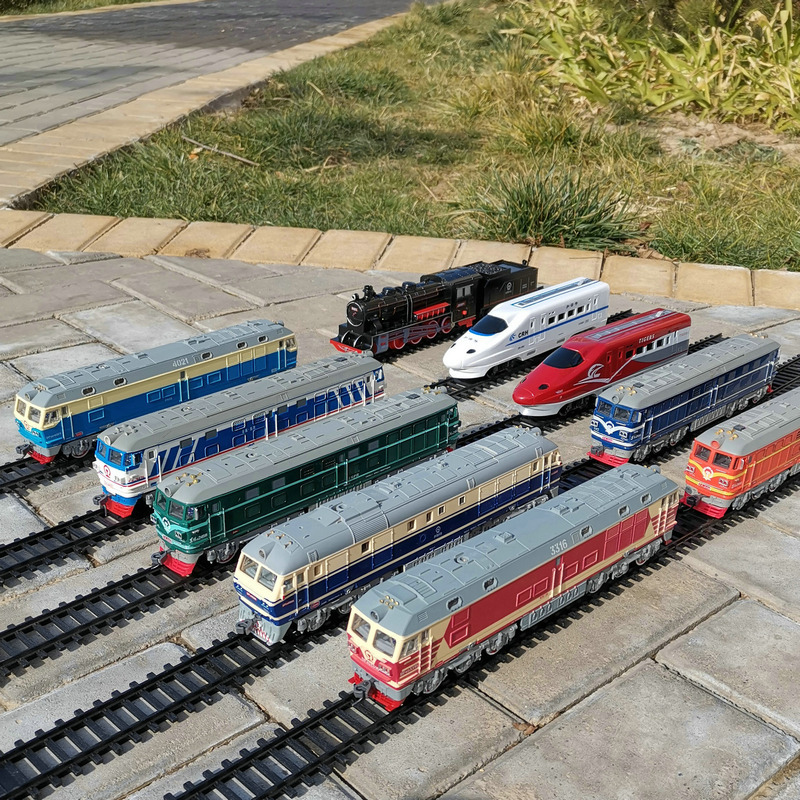 Dongfeng 4B simulation train model toy rail car electric steam engine internal combustion engine small locomotive Dongfeng 4B simulation train model toy rail car electric steam engine internal combustion engine small locomotive