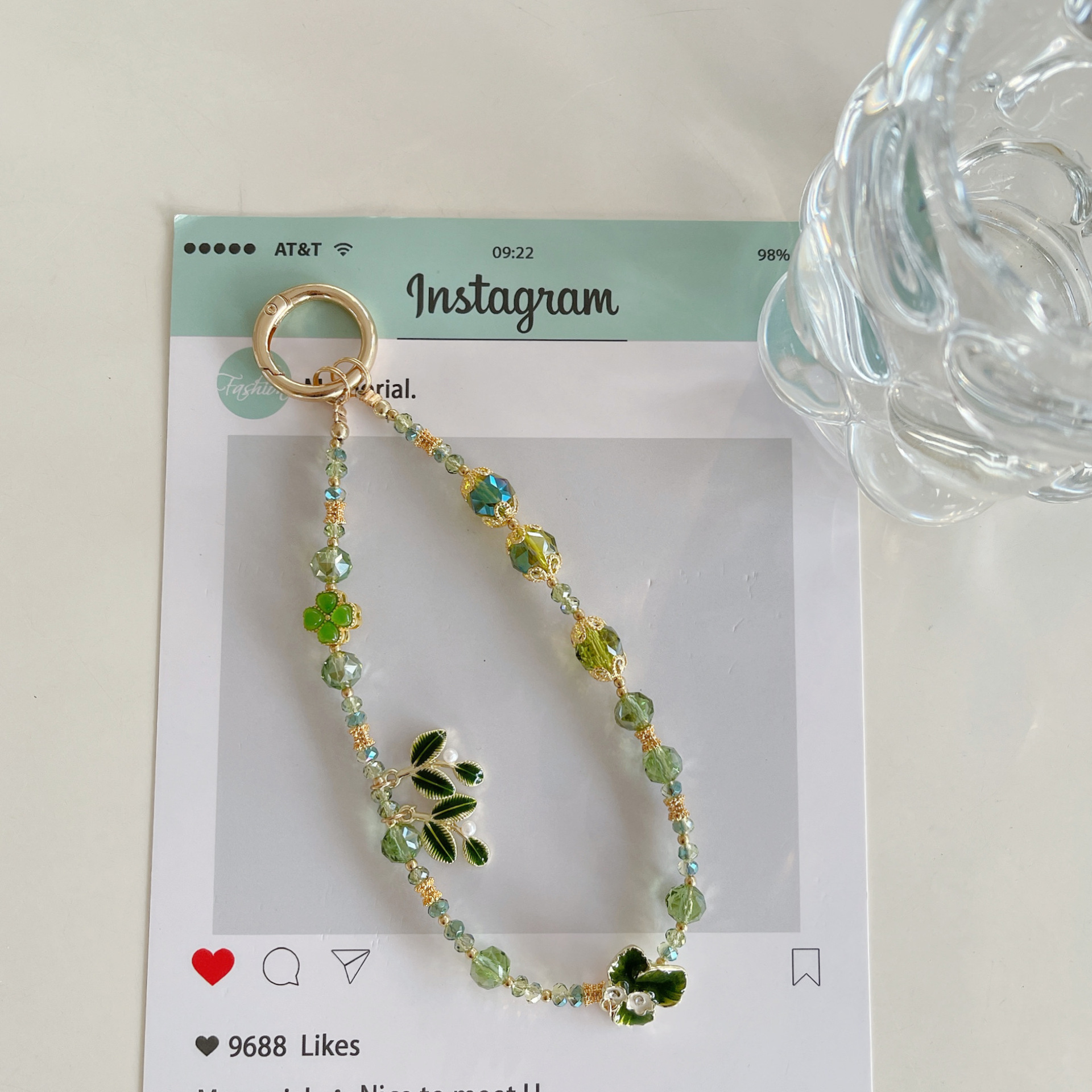 Boutique hecho a mano de alta gama para teléfono móvil cadena larga de hoja verde de aleación cordón de teléfono móvil de moda colgante de mensajero largo