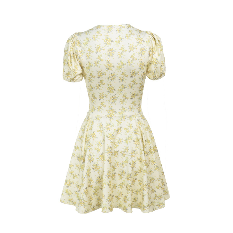 280g Weight Above Knee Dress Length Type Short Sleeve Sleeve Length Floral Dress Dresses Type Spandex, Polyester Fabric Type High Waist Waist Line Casual, Daily Occasion V Neck Neckline Regular Fit Fit Type Ditsy Floral Pattern Summer Season Women's Gender Elegant, Streetwear Style L, M, S Size Wholesale Women's Elegant Streetwear Ditsy Floral Casual Daily V Neck Short Sleeve Floral Dress 24