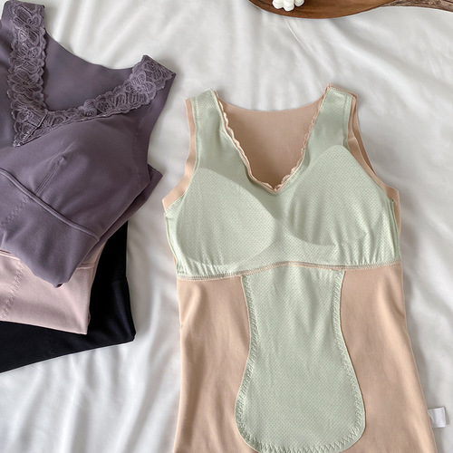DeRong V-neck lace mugwort heating vest for women with padded inner wear bottoming shirt top plus velvet suspender underwear
