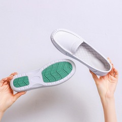 春秋新款護士鞋女軟底不臭腳休閒平底真皮醫院工作小白鞋工廠批發