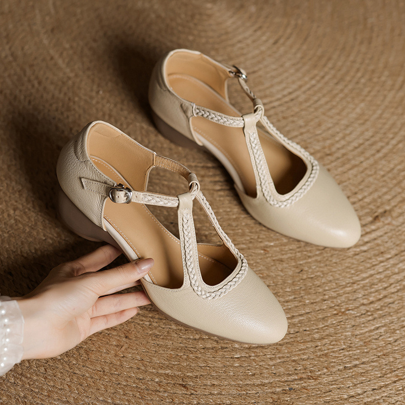 Sandal nữ quai ngang mũi nhọn da cừu đế xuồng gót 4.5 cm — nâu