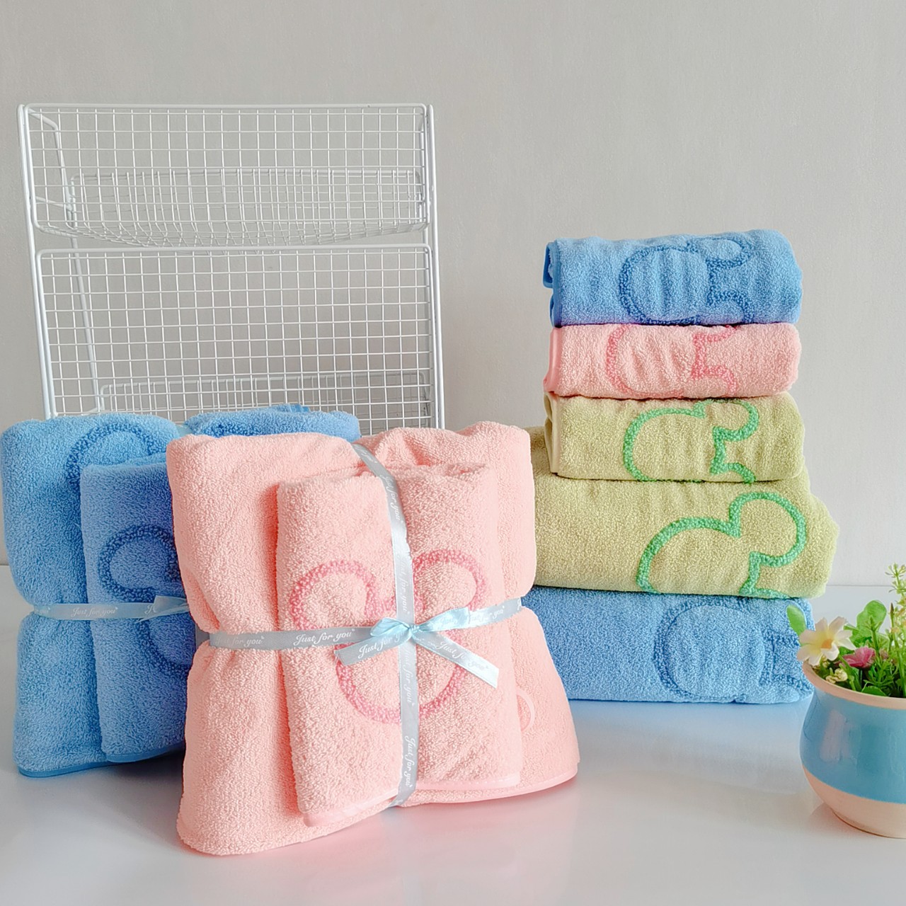 New Cartoon Coral Velvet Solid Color Mickey Head Bath Towel Absorbent, Quick-Drying and Skin-Friendly Household Towel Children's Bath Set