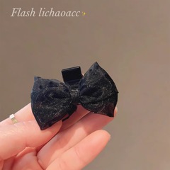 黒い網糸の両面の蝶結びの小さいつかみは王女の頭の高級感の中で号の髪の毛の量の少ない前髪を挟んで女性を挟みます。