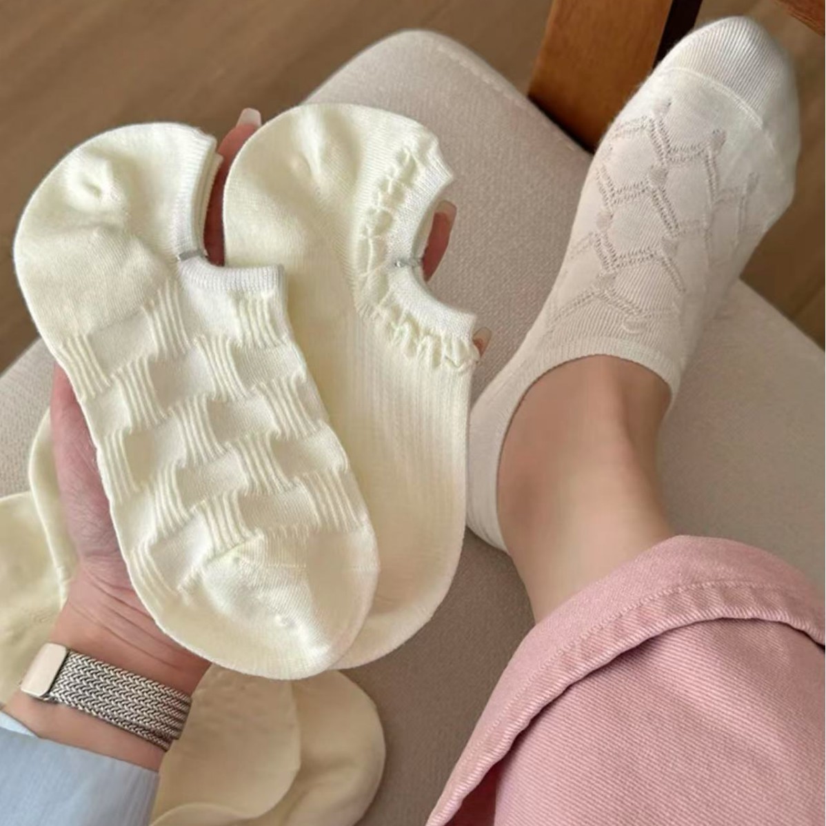 Calcetines invisibles de primavera y verano, blancos de mujer, todo fósforo, viajes diarios, calcetines de cintura baja, calcetines de barco, calcetines al por mayor