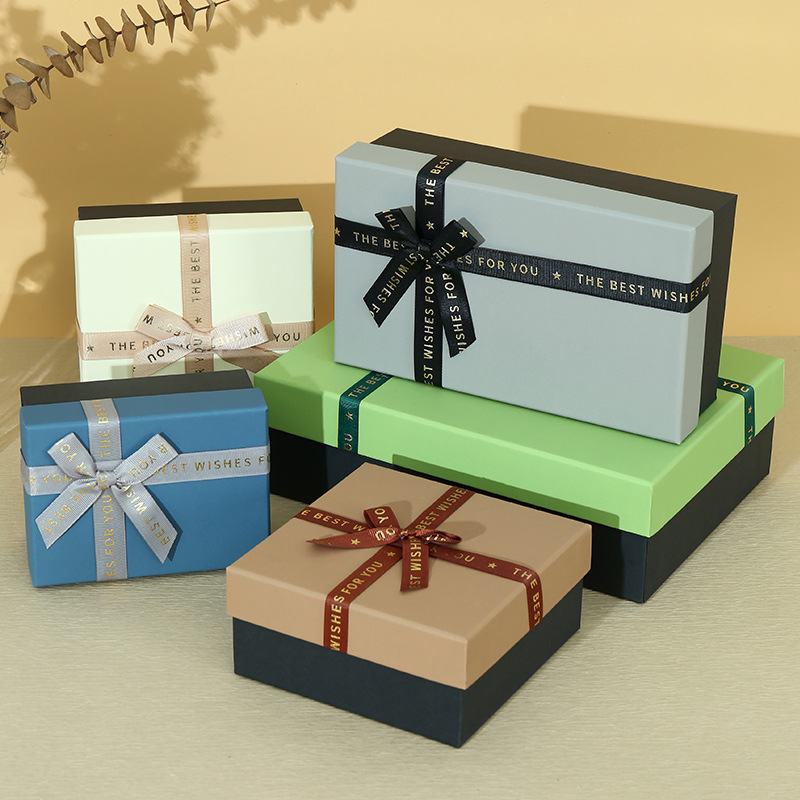 Gift box empty box rectangular Christmas gift box with lid and base, gift set, lipstick, cosmetic creative packaging box