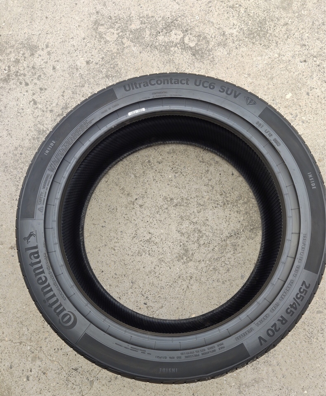 Continental Tire 255/45R20 101V Uc6 Suv Is Suitable for Audi Q5L/Aion/Zero Running C11 Original