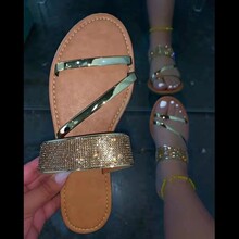 2021�ļ��羳����Ů�_�R�L�Wҫ���һ�֛��ϚW����aƽ����Ь