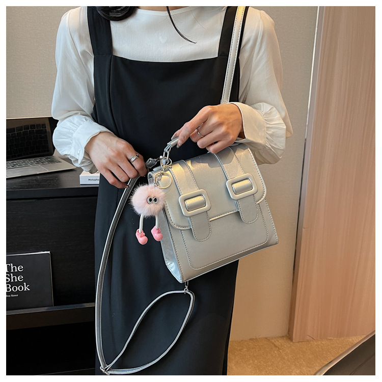 2024 New Women's Backpack Student Handbag Popular Color Contrast Splicing Large Capacity Commuting Outgoing Small Backpack_voghion.com