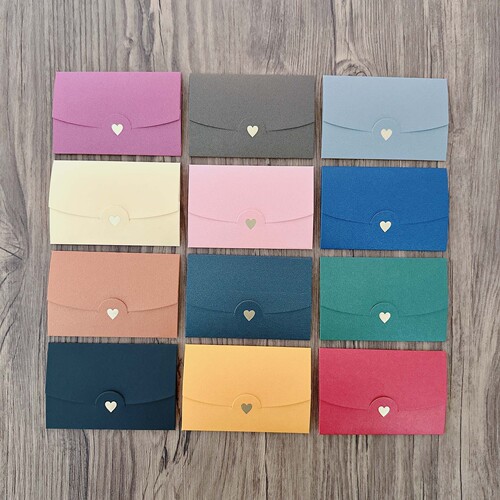 Seal the golden heart special paper Western-style colorful iridescent paper envelopes to place member cards, name cards, and other small cards.