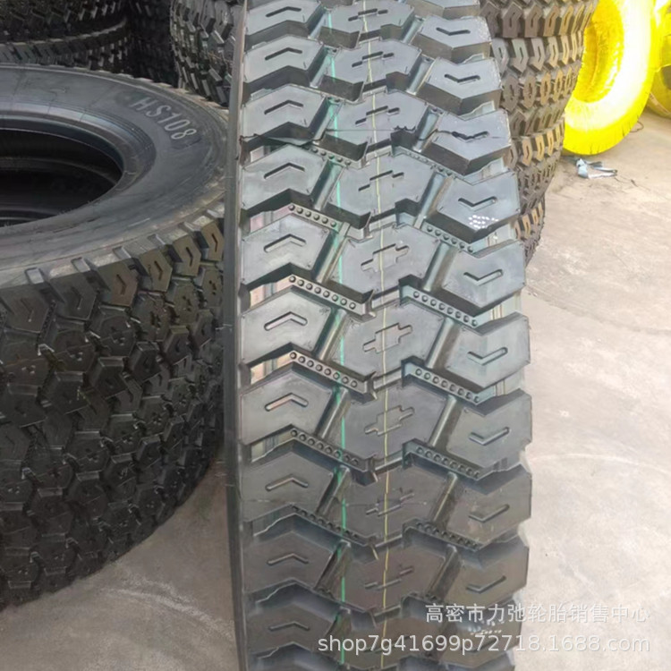 1200R24汽车轮胎全钢丝子午线轮胎卡车货车轮胎重载防扎1200r24