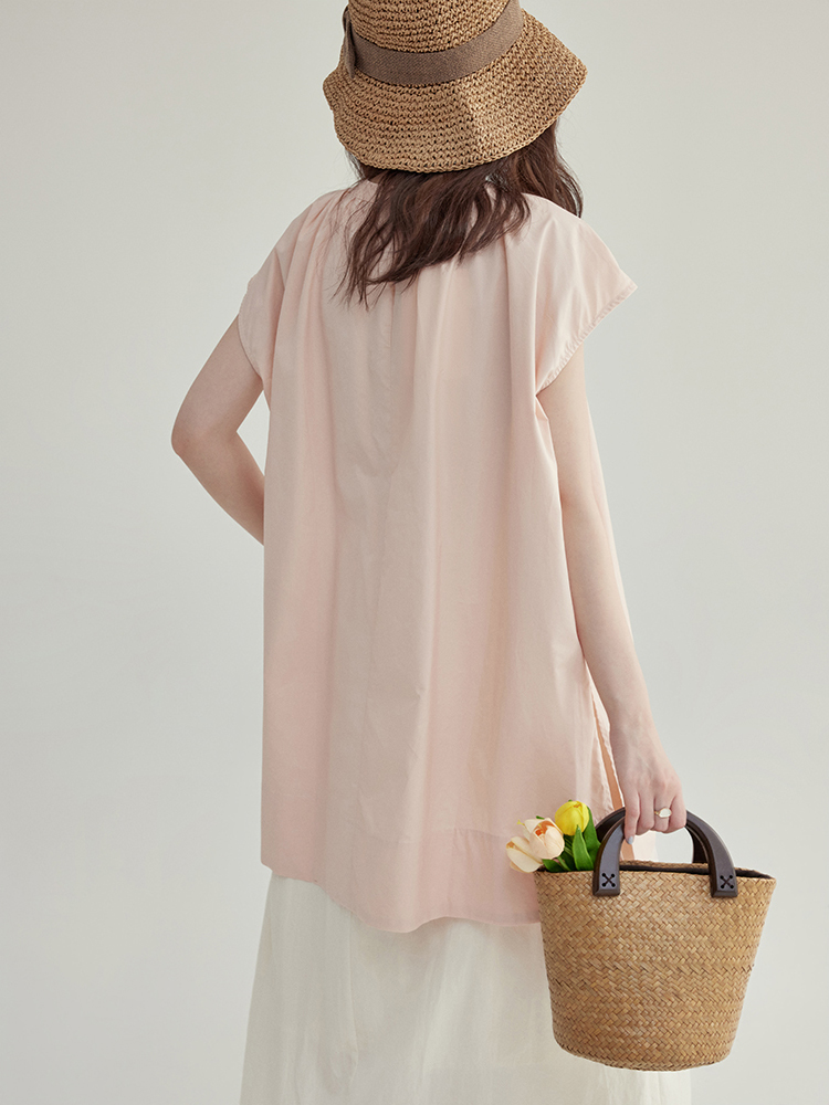 Cute long shirt with a round collar for leisure