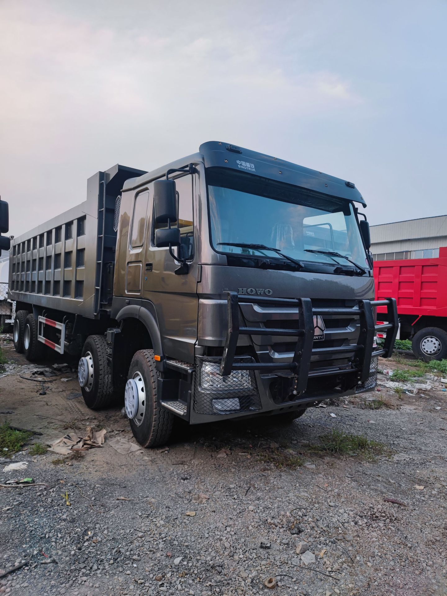 Used Dump Truck for Export, Shaanxi Automobile Delong F3000 6X4 Rear Eight-Wheel Dump Truck with Weichai Engine