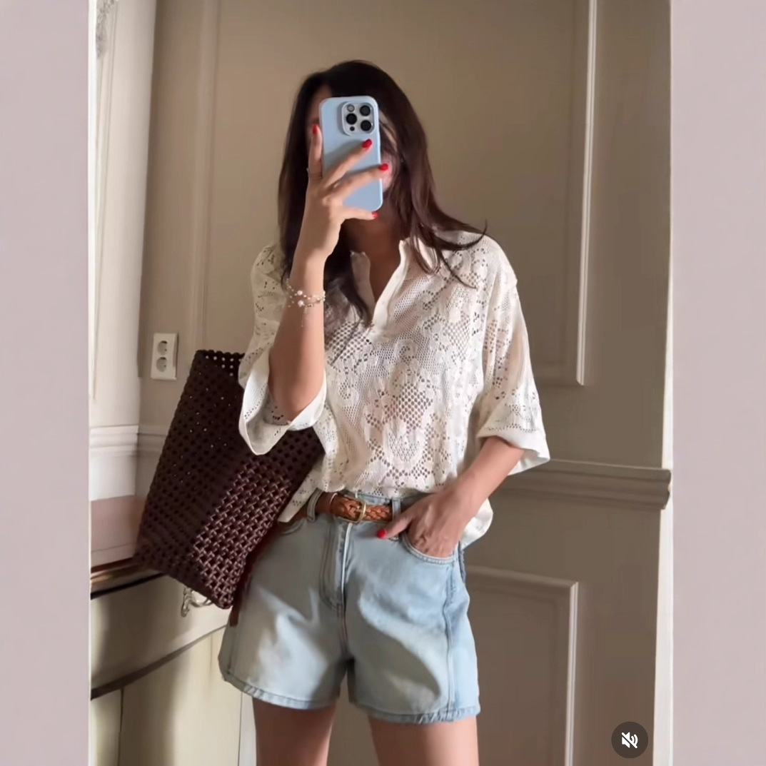 韩国宫廷风polo领镂空钩花蕾丝衫衬衣女夏季新款设计感百搭上衣