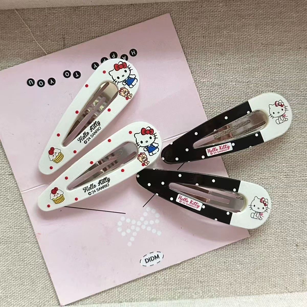 Заколка-капля (Sanrio) Hello Kitty, универсальная для чёлки, смешанные цвета, 7 см