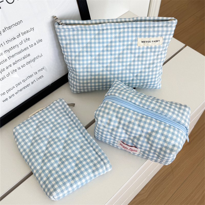 Fresh quilted small clutch bag