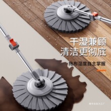 �¿����D�ϰѼ�������ϴ�ϰ�ˮͰһ�w�ϵضղ�Ͱһ�σ��ϵ�Ͱ