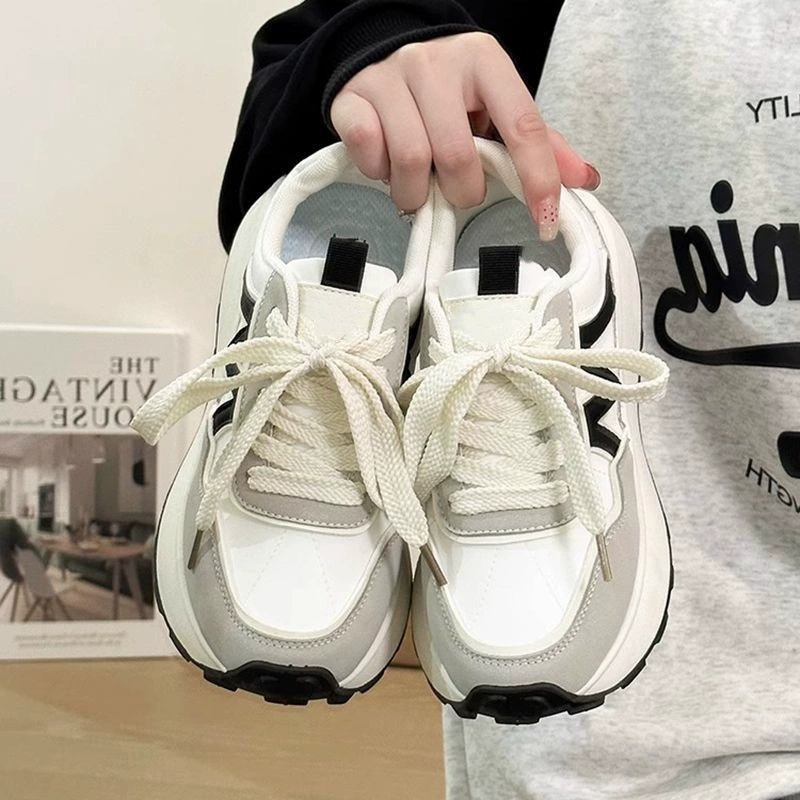 Женские туфли 2025 новый весенний осенний повседневный ретро дикие белые туфли толстые туфли