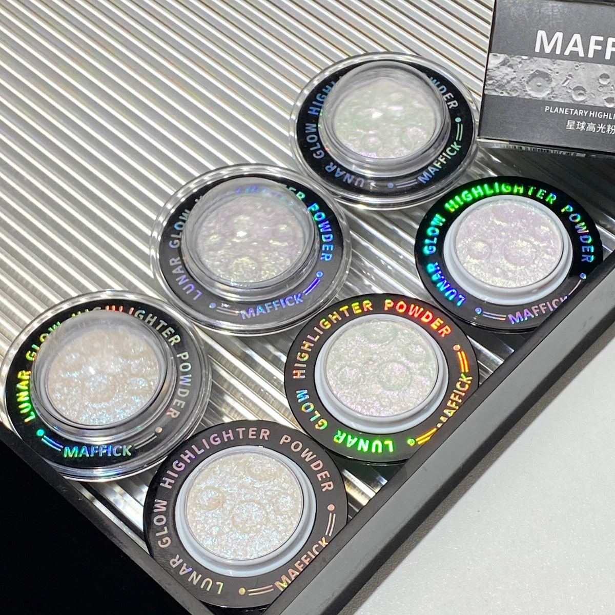 MAFFICK ~ Взрывные трансграничные модели, предназначенные для планетарного светового порошка