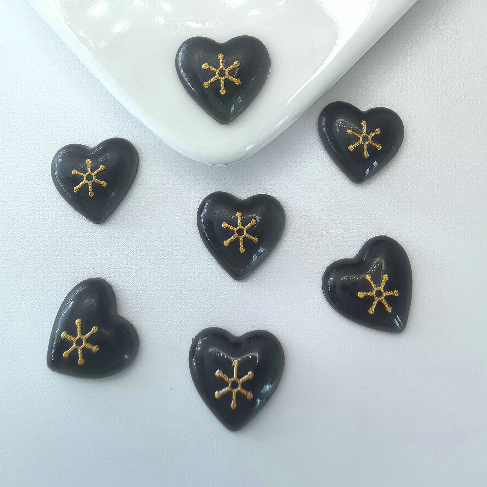 爱心贴片座装饰品树脂diy平底心形美甲饰品美甲钻0008.j