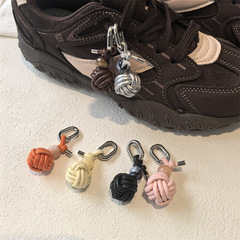 秋と冬の新しい MIU 編まれた革バレーボールシューズ吊り靴花ハイエンドファスナー道徳トレーニングシューズ DIY 装飾アクセサリー