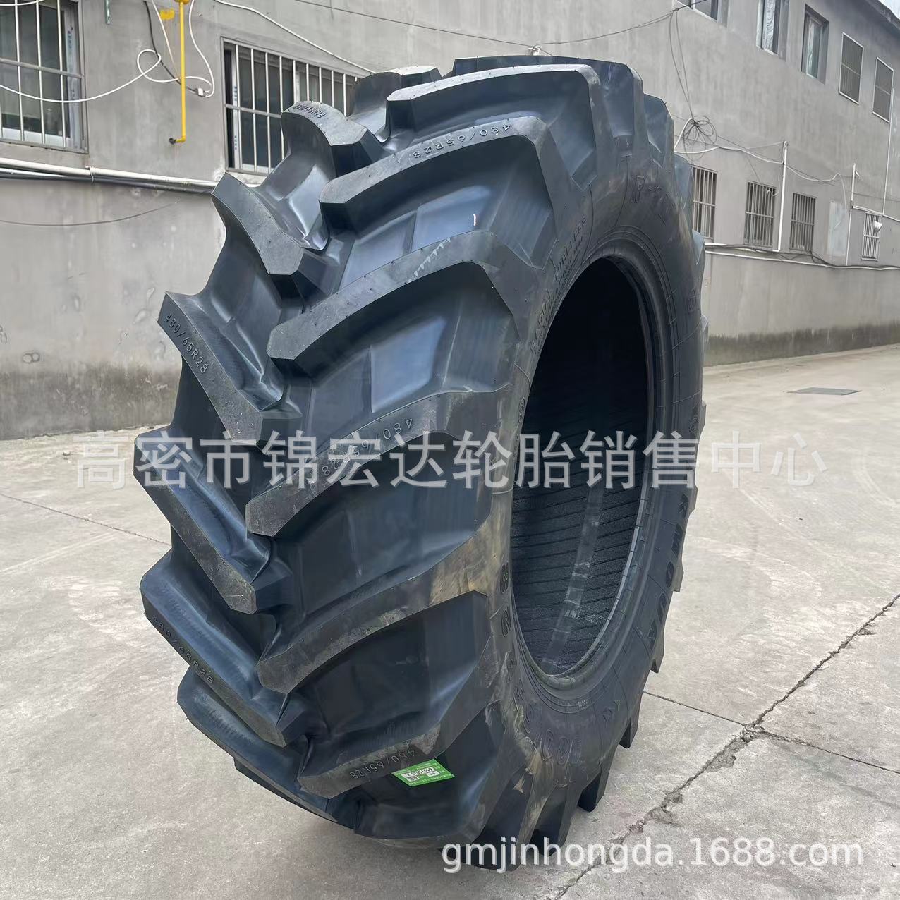 拖拉机前轮14.9-28加宽480/65R28后轮18.4-38加宽600/65R38换钢圈