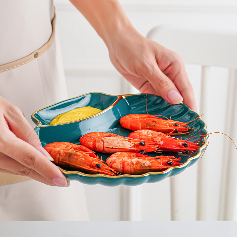 Placa de bola de cerámica de borde dorado de lujo ligero con plato de vinagre Placa de bola de masa personalizada para el hogar Placa de desayuno papas fritas plato de merienda Placa de rejilla