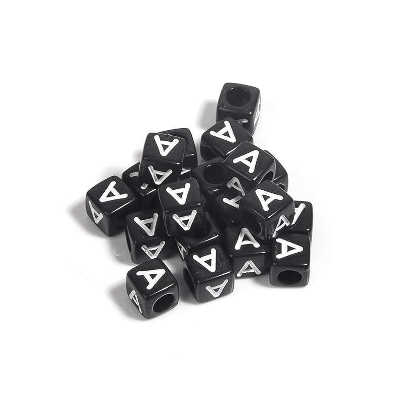100 / paquete de acrílico fondo negro cuadrado letras blancas 26 letras individuales gotas de aceite cuentas DIY accesorios de cadena de teléfono móvil image 7