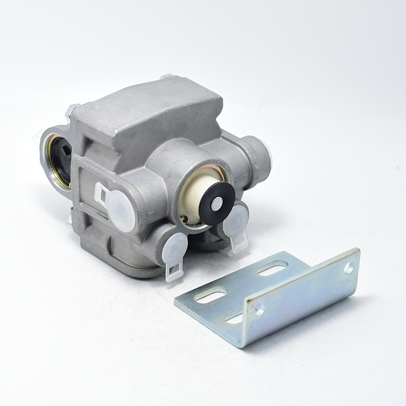 Piezas europeas del autobús del camión pesado de la válvula de retransmisión de SMT 065145