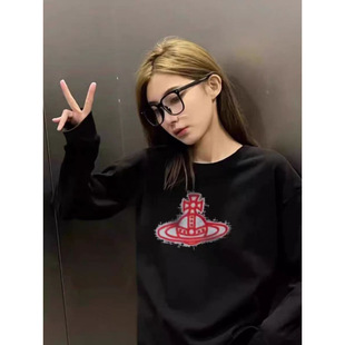 ��ɫ�ٴ�vivit��̫�󴺼�����ǰ������logo�A�I�l�������e��Ů