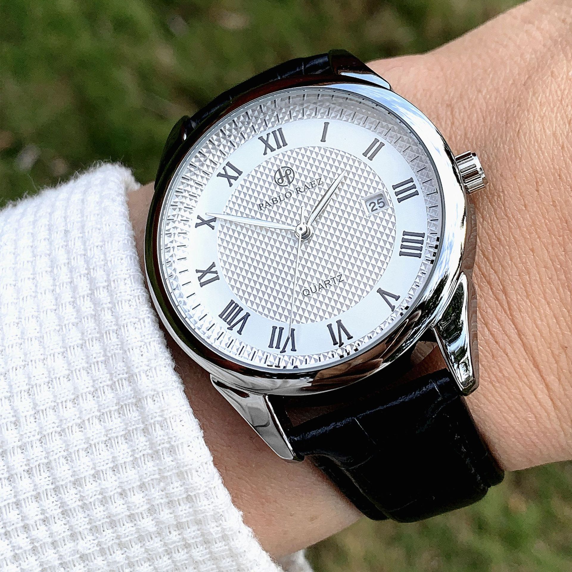 2024 Nouvelle montre de vente chaude à haute valeur esthétique, montre pour hommes authentique, montre populaire, mode étudiante haut de gamme et montre pour hommes polyvalente_voghion.com