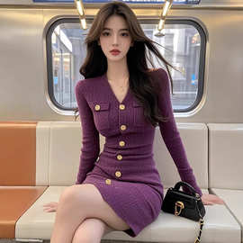 TZ6141法式紫色V领单排扣连衣裙女轻奢富家千金感收腰显瘦包臀裙