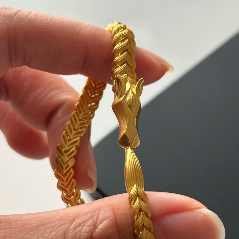 New Golden Mane Horse Bracelet, Fashionable Retro Design Jewelry for the Year of Birth, Good Luck and Elegant, Handsome Men's Style, Gift to Friends