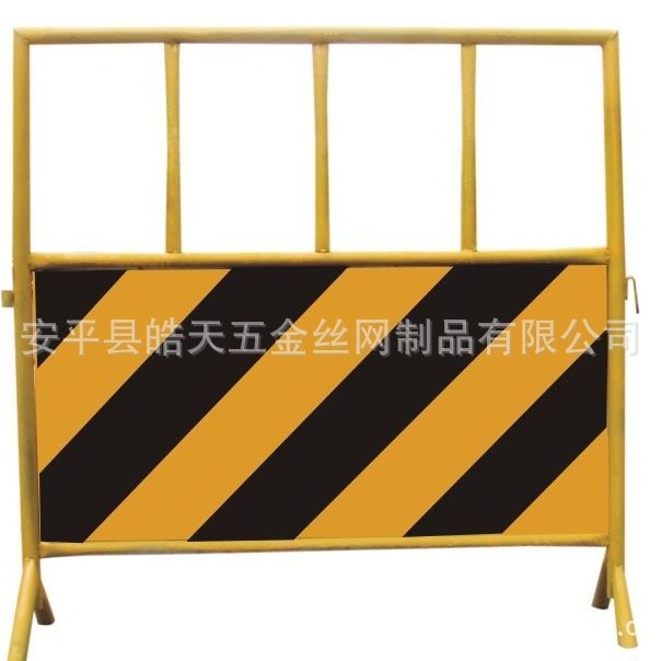 带反光围挡马路施工警示栏施工临时隔离可移动铁马护栏交通路障栏