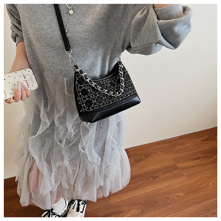 Trendy and stylish underarm bag for women 2025 summer new versatile and fashionable single-shoulder bag, chain denim crossbody bag undefined
