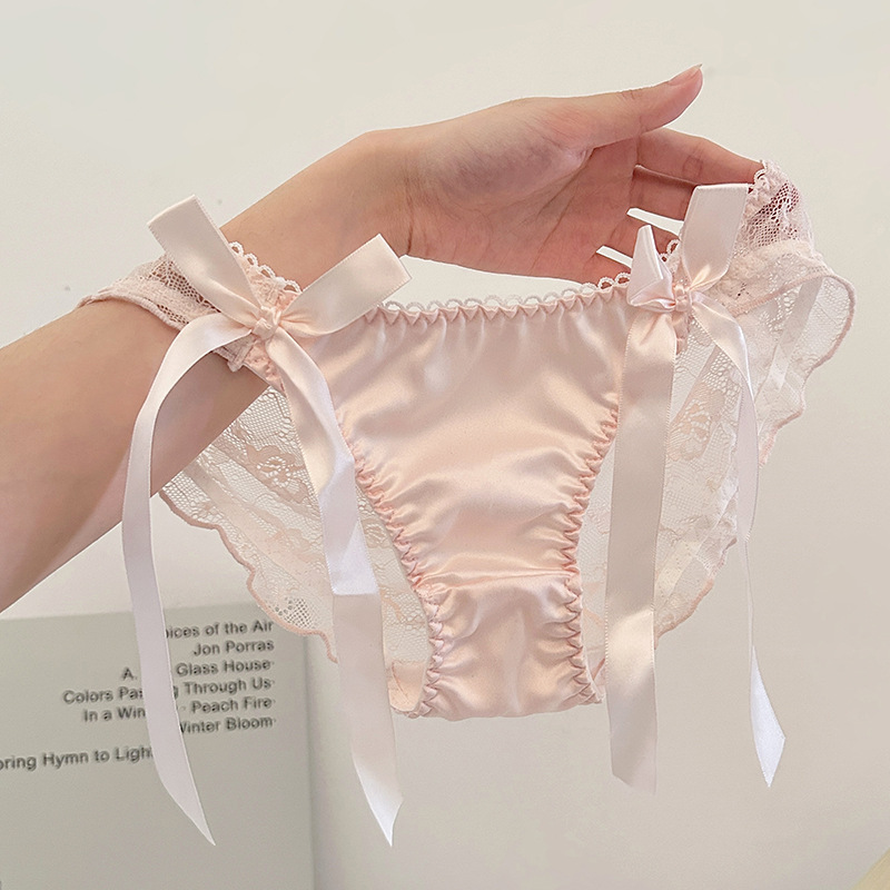 Japanese pure desire underwear women's bow sexy low waist thin translucent lace girl briefs hip lifting temptation Japanese pure desire underwear women's bow sexy low waist thin translucent lace girl briefs hip lifting temptation