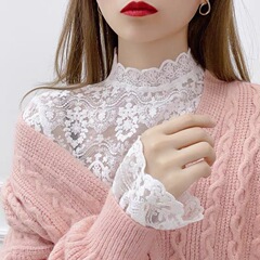 長袖の気質のハイエンドのレースの底のシャツの女性の新型の中でネットの紗の上着の白い糸の空のアンドロメダの洋気の小さいシャツを掛けます。