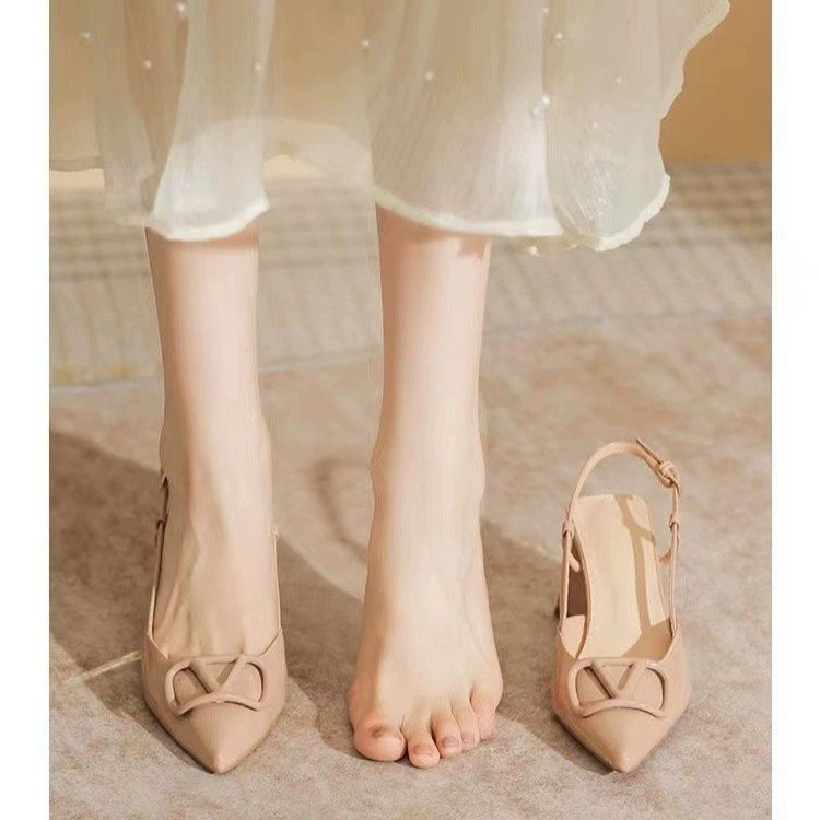 Баотоу стиль французская мода на толстом каблуке сандалии женские летние 2024 новые феи носить мужские туфли на высоком каблуке