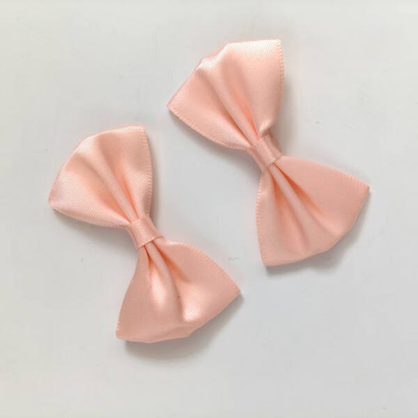 Solid color bow tie with bow